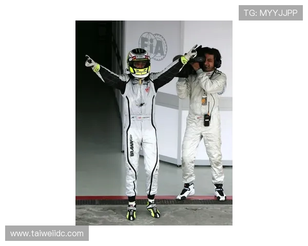 聚焦最新体育比分动态全景解析全球赛事胜负与精彩瞬间