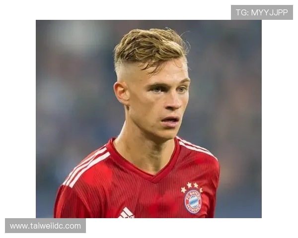 约书亚·基米希：足球场上的全能战士与战术大师