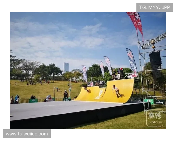 成都与深圳极限运动队赛后技术对比分析与复盘总结