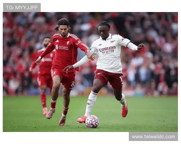 全球聚焦足球赛事 新兴力量崛起 传统豪门再度角逐 冠军之路充满变数