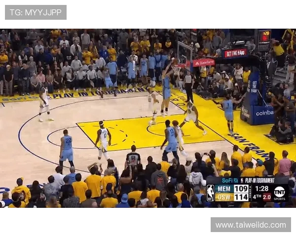 2014年NBA季后赛勇士与雷霆激战回顾精彩瞬间与关键时刻分析 2014年NBA季后赛勇士与雷霆激战回顾精彩瞬间与关键时刻分析